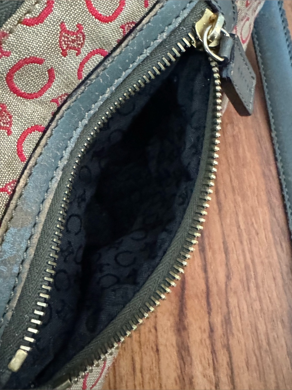 🧡 VINTAGE Celine C Sulky Monogram Canvas Distressed Barrel Bag - RARE 🧡 - Picture 12 of 15